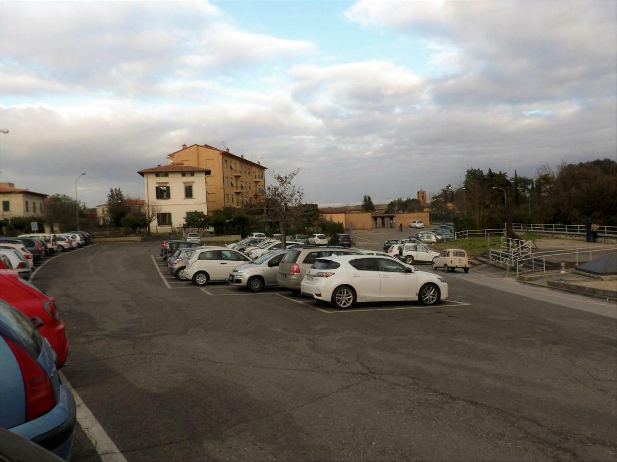 Cheap Apartment In The Old Village Colle Val D'Elsa Exterior photo